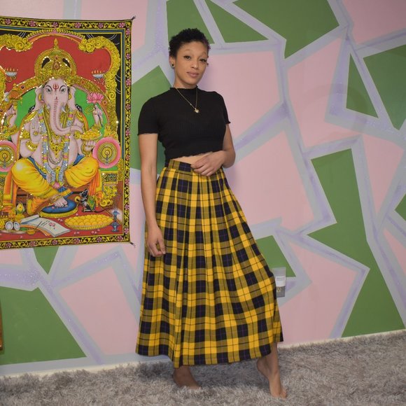 SK and Company Dresses & Skirts - Plaid Vintage Skirt